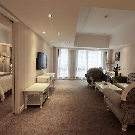 Vienna International Hotel Jieyang People'S Avenue Экстерьер фото