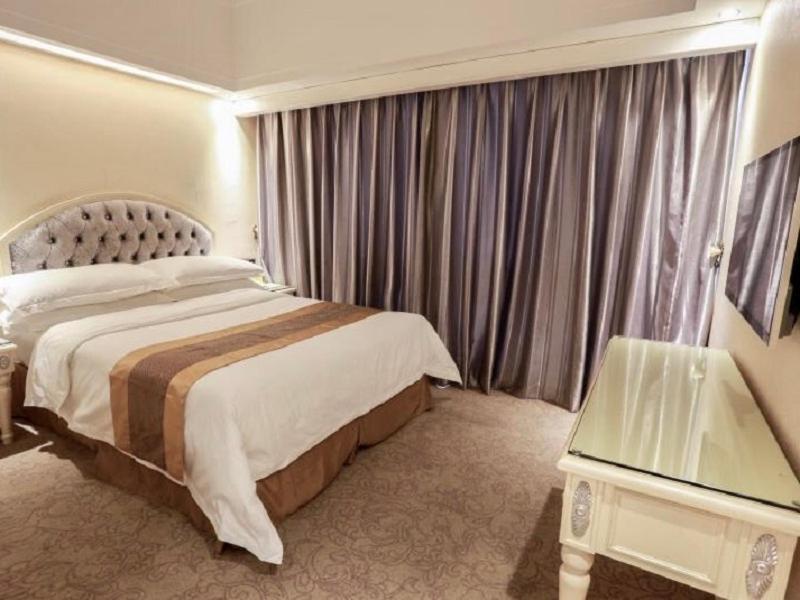 Vienna International Hotel Jieyang People'S Avenue Экстерьер фото