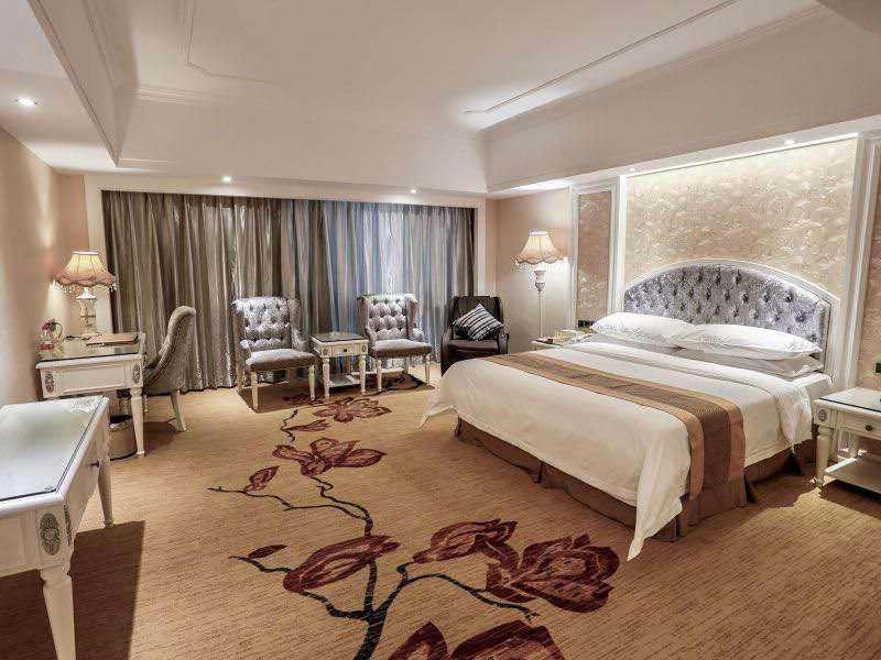 Vienna International Hotel Jieyang People'S Avenue Экстерьер фото